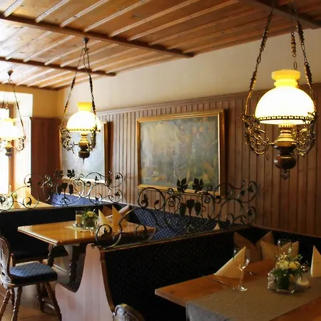 Burggartenpalais 4*