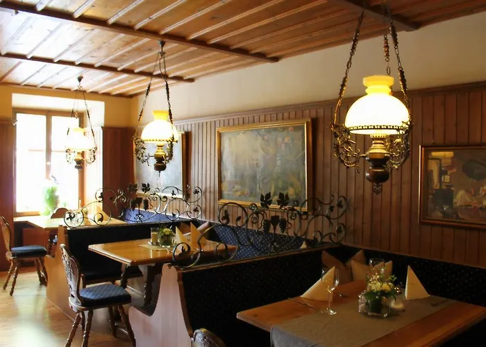 Burggartenpalais 4*