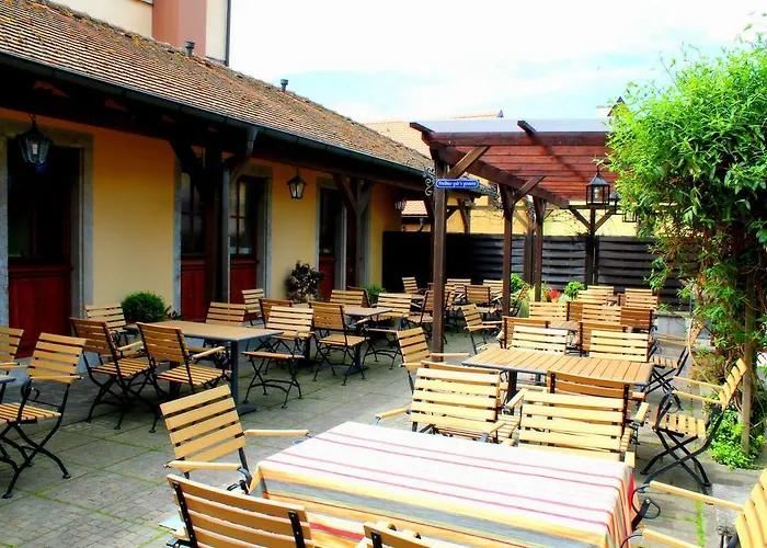 Burggartenpalais 4*